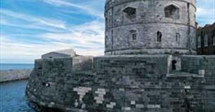 Calshot Castle