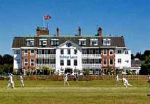 Balmer Lawn Hotel