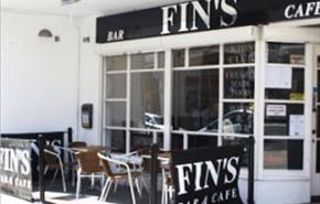 Fins Cafe Bar