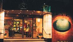 Mercure Wessex Hotel, front entrance at night