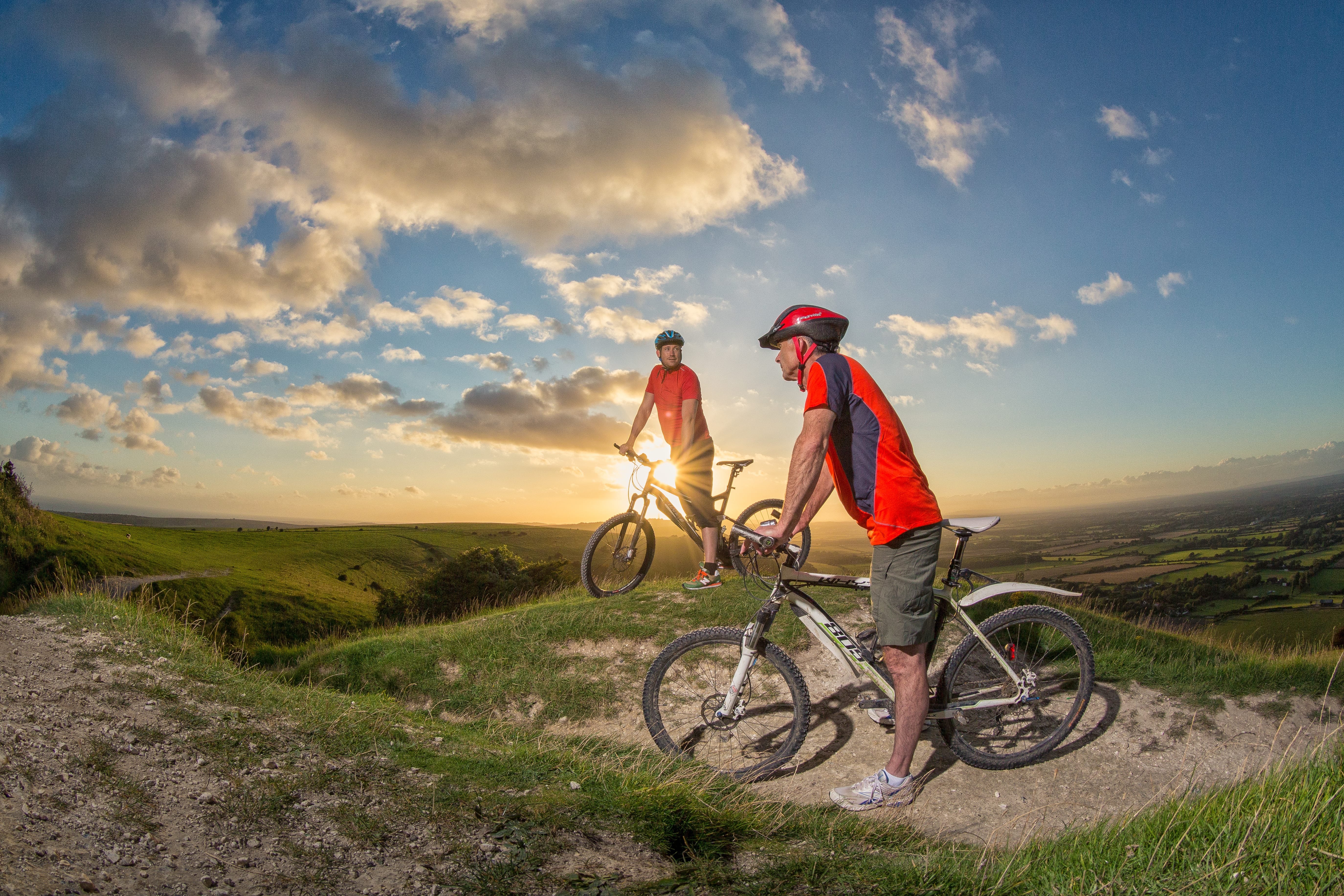 Cycle Southern England