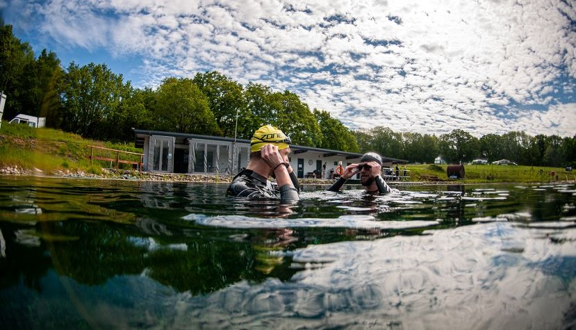 Andark lake swimming